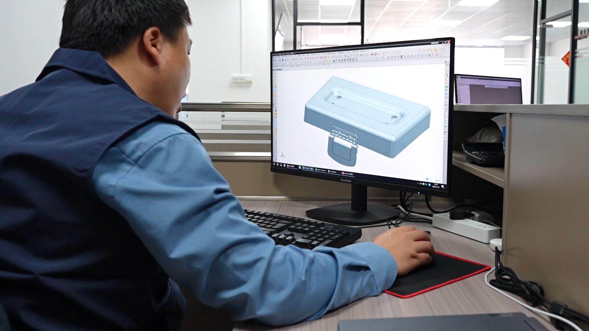 Understanding Precision Injection Molds: What Really Drives Accuracy, Stability, and Efficiency