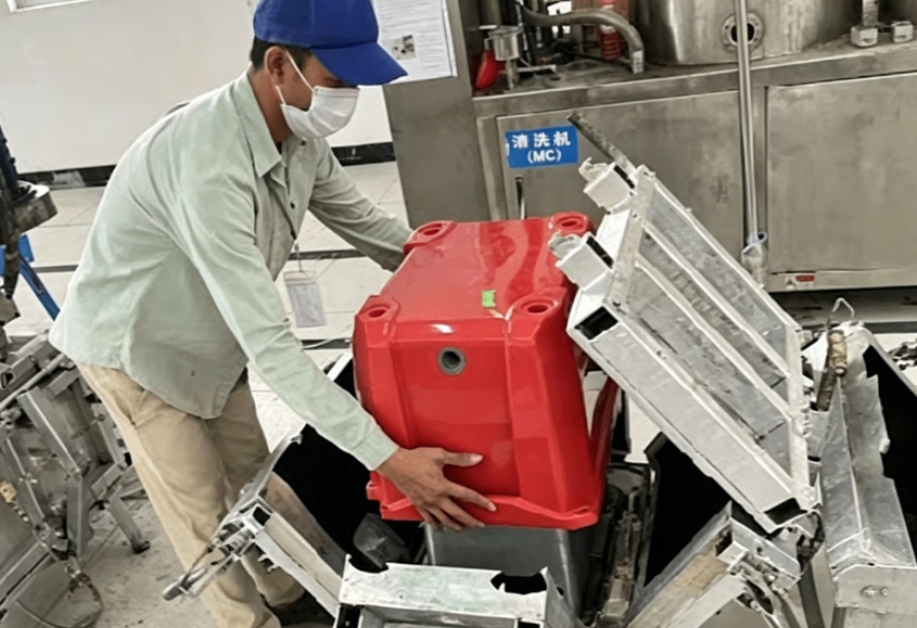 Precise mold development and simulations ensure flawless production